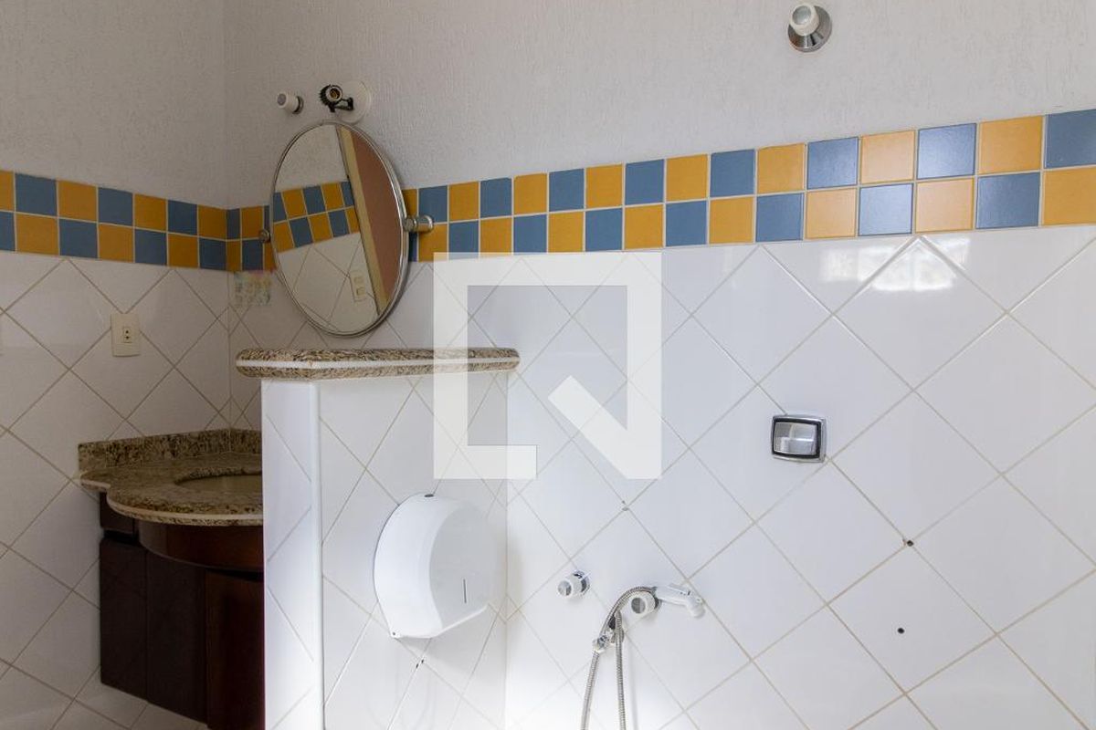 Casa à Venda - Taquaral, 3 Quartos,  140 m2 em , Campinas - sp | SoloBR