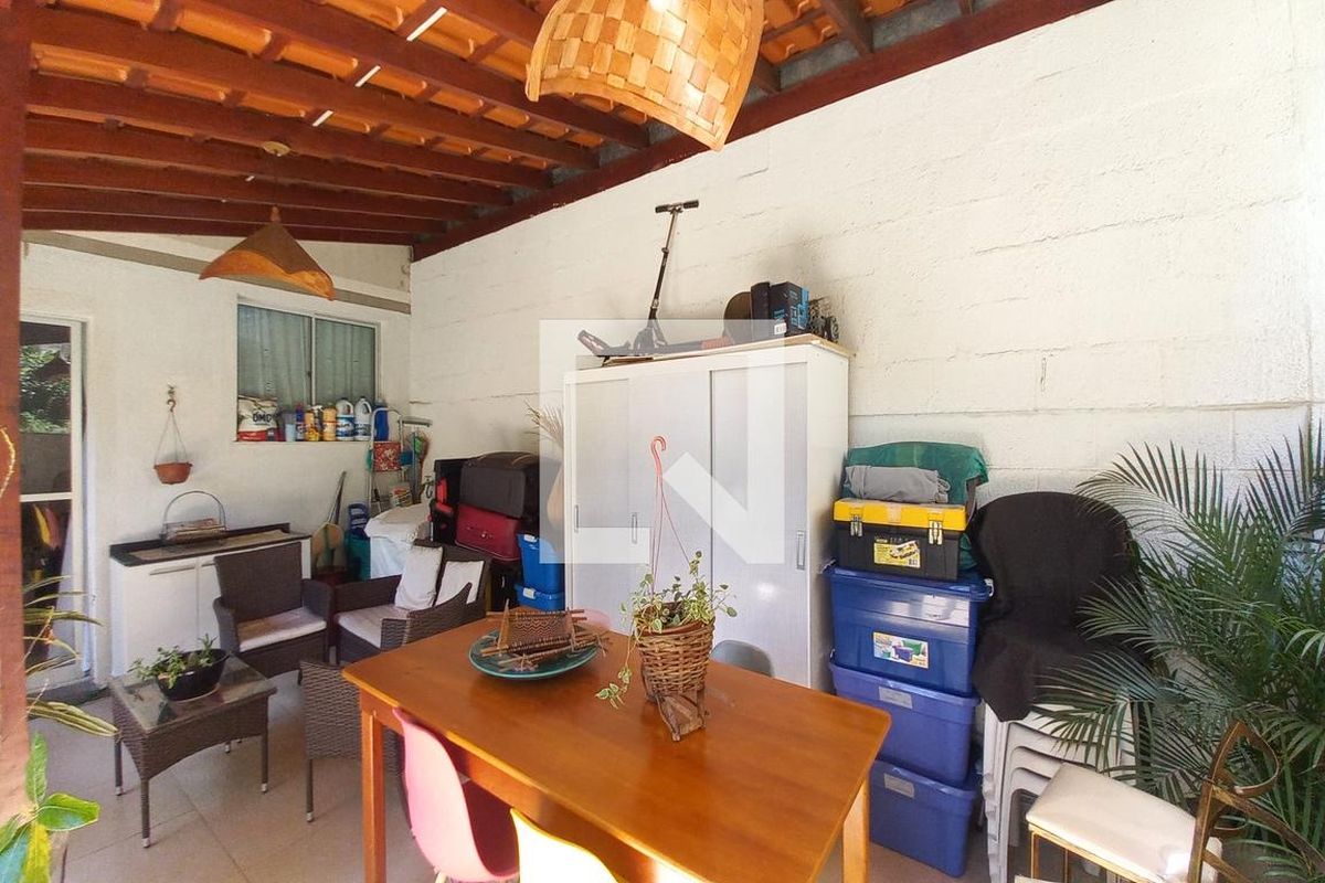 Apartamento à Venda - Parque Prado, 2 Quartos,  130 m2 em , Campinas - sp | SoloBR
