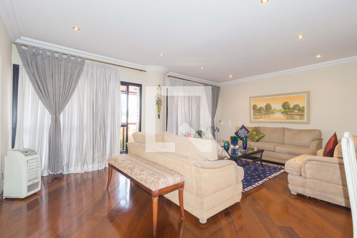 Apartamento, 3 quartos, 187 m² - Foto 2