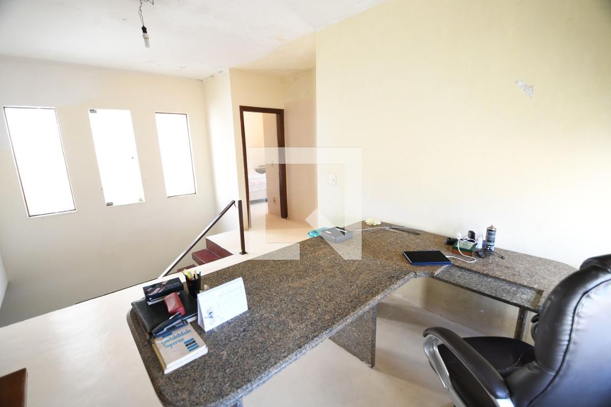 Casa à Venda - Jardim Flamboyant, 4 Quartos,  258 m2 em , Campinas - sp | SoloBR