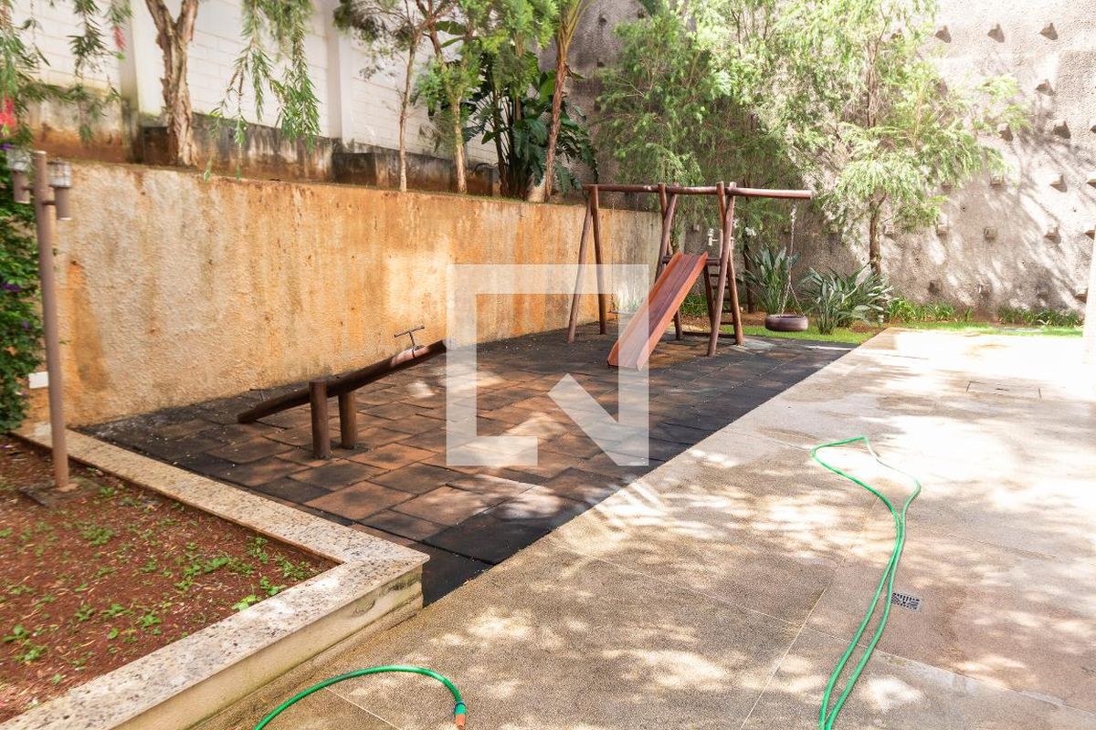 Apartamento à Venda - Mansões Santo Antônio, 3 Quartos,  82 m2 em , Campinas - sp | SoloBR