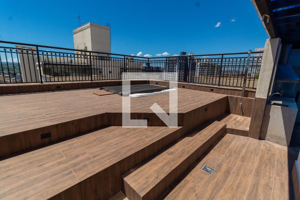 Apartamento à Venda - Mansões Santo Antônio, 3 Quartos,  210 m2 em , Campinas - sp | SoloBR