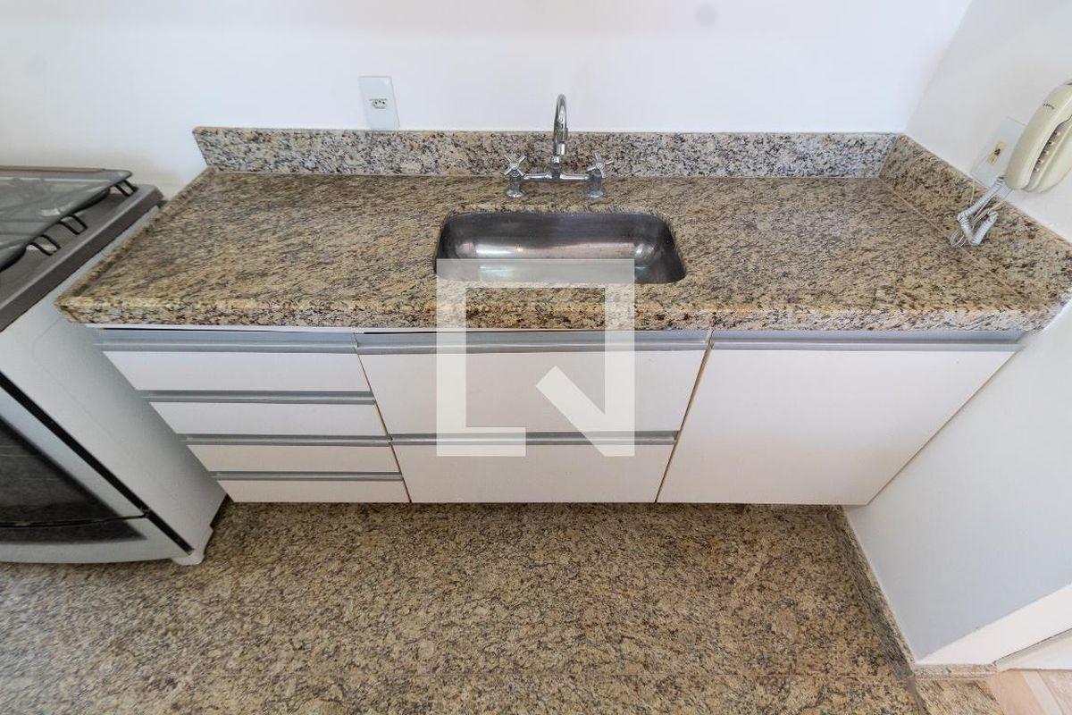 Apartamento à Venda - Mansões Santo Antônio, 3 Quartos,  210 m2 em , Campinas - sp | SoloBR