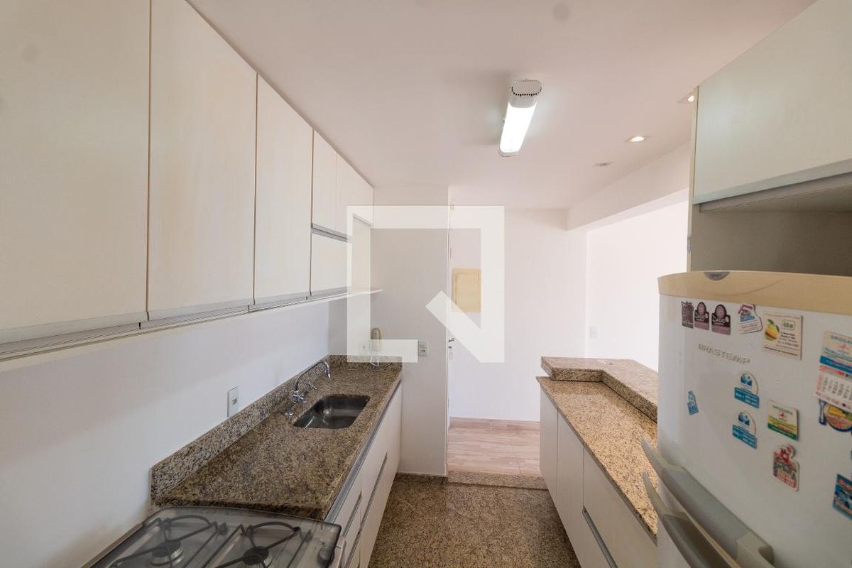 Apartamento à Venda - Mansões Santo Antônio, 3 Quartos,  210 m2 em , Campinas - sp | SoloBR