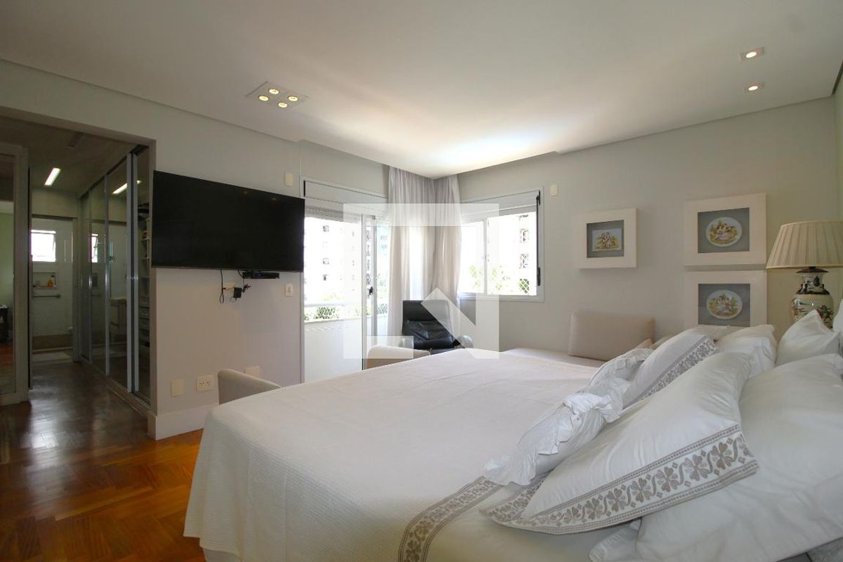 Apartamento, 3 quartos, 280 m² - Foto 64