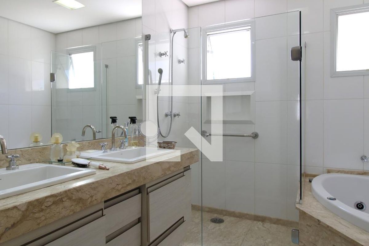 Apartamento, 3 quartos, 280 m² - Foto 74