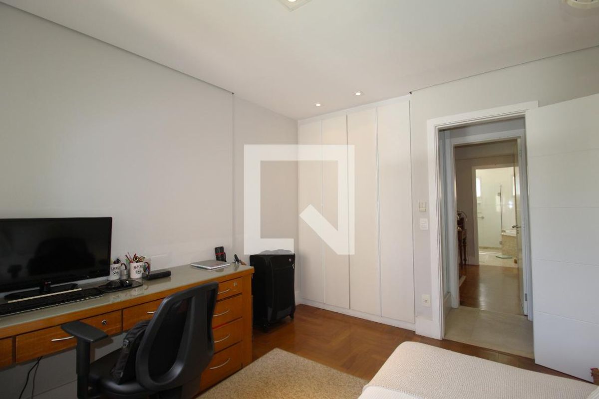 Apartamento, 3 quartos, 280 m² - Foto 34