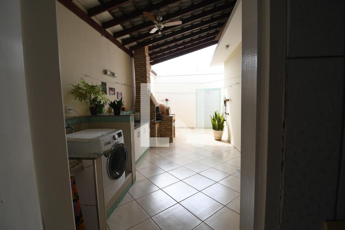Casa à Venda - Taquaral, 3 Quartos,  189 m2 em , Campinas - sp | SoloBR