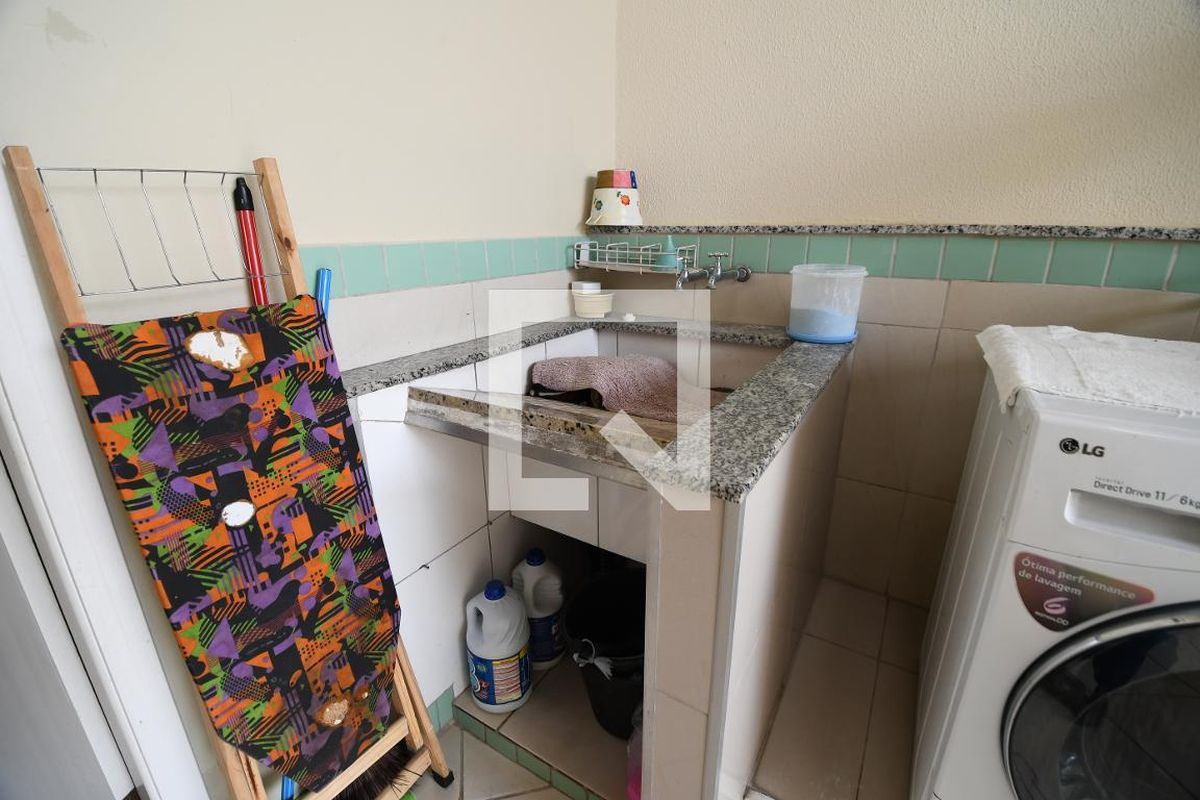 Casa à Venda - Taquaral, 3 Quartos,  189 m2 em , Campinas - sp | SoloBR