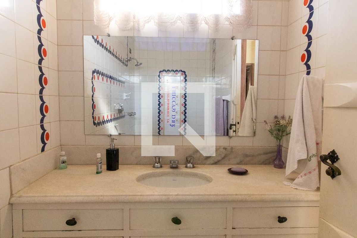 Casa à Venda - Jardim Planalto, 5 Quartos,  380 m2 em , Campinas - sp | SoloBR