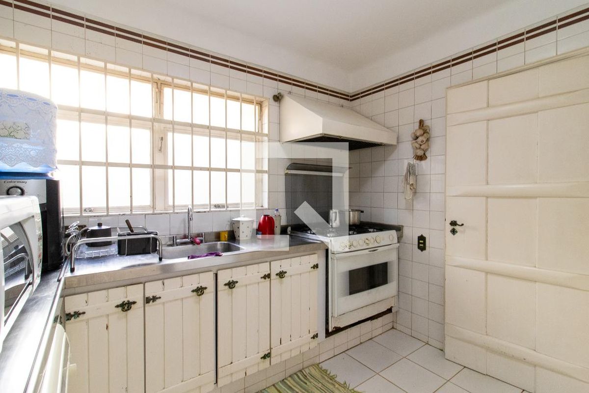 Casa à Venda - Jardim Planalto, 5 Quartos,  380 m2 em , Campinas - sp | SoloBR