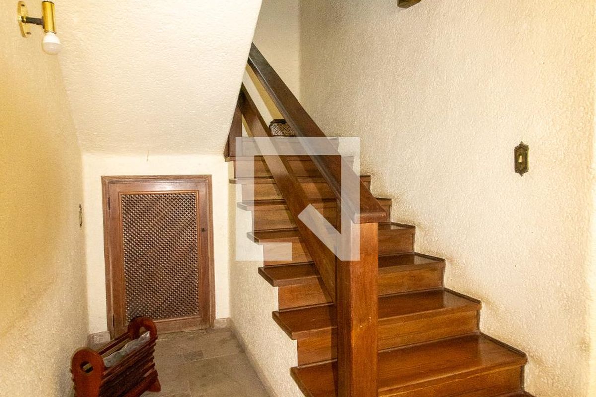 Casa à Venda - Jardim Planalto, 5 Quartos,  380 m2 em , Campinas - sp | SoloBR