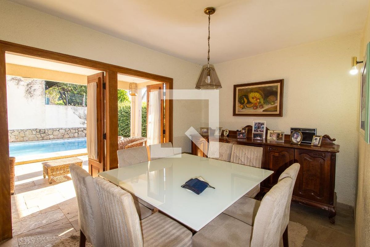 Casa à Venda - Jardim Planalto, 5 Quartos,  380 m2 em , Campinas - sp | SoloBR