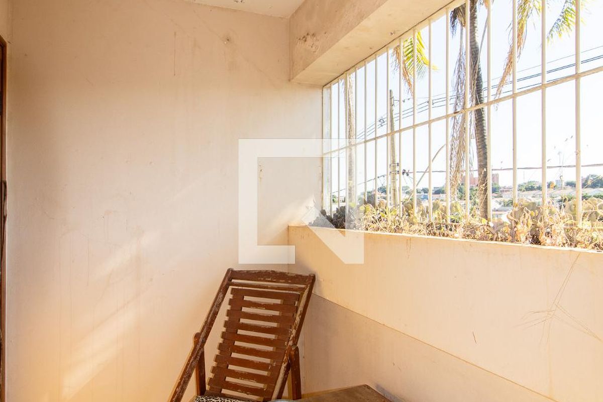 Casa à Venda - Jardim Planalto, 5 Quartos,  380 m2 em , Campinas - sp | SoloBR