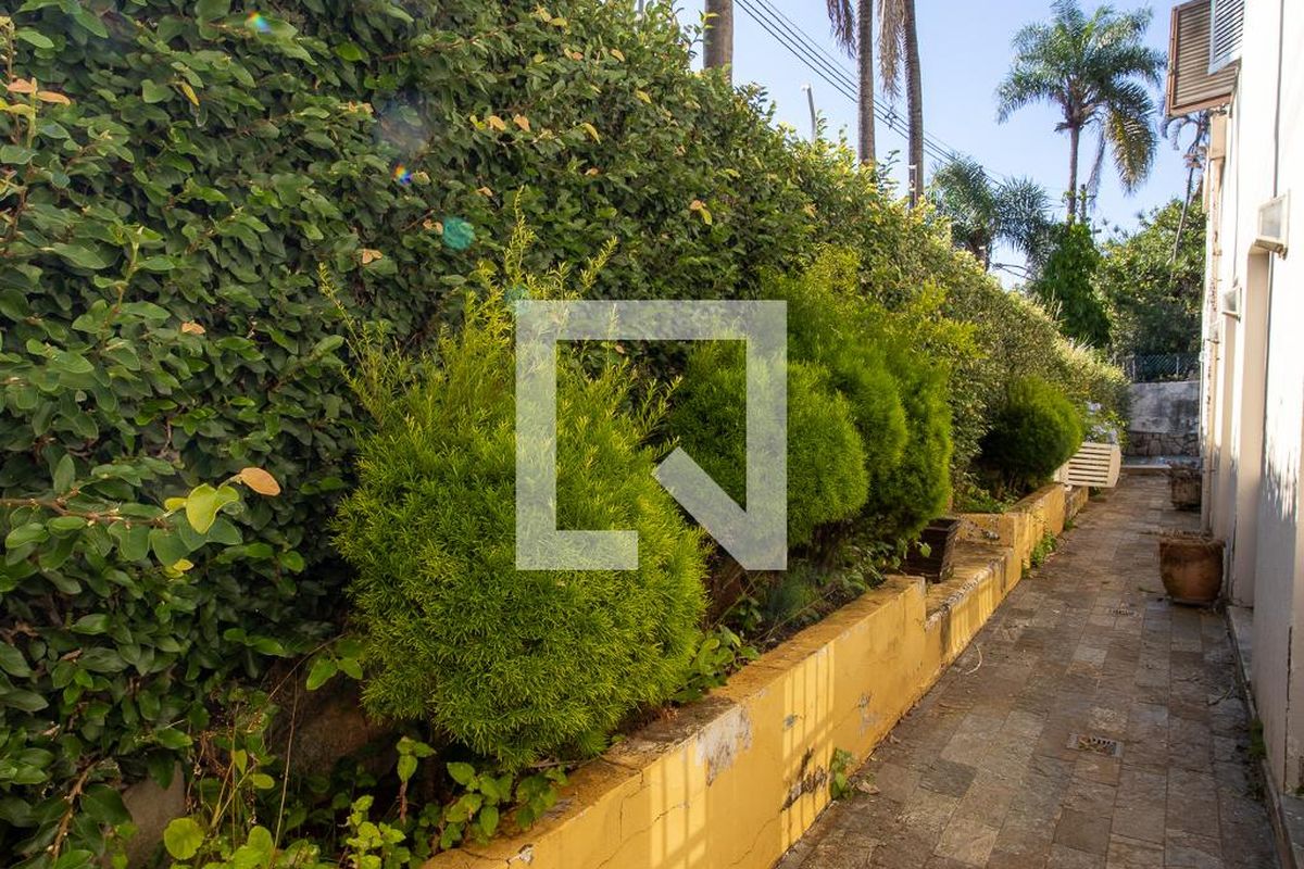 Casa à Venda - Jardim Planalto, 5 Quartos,  380 m2 em , Campinas - sp | SoloBR