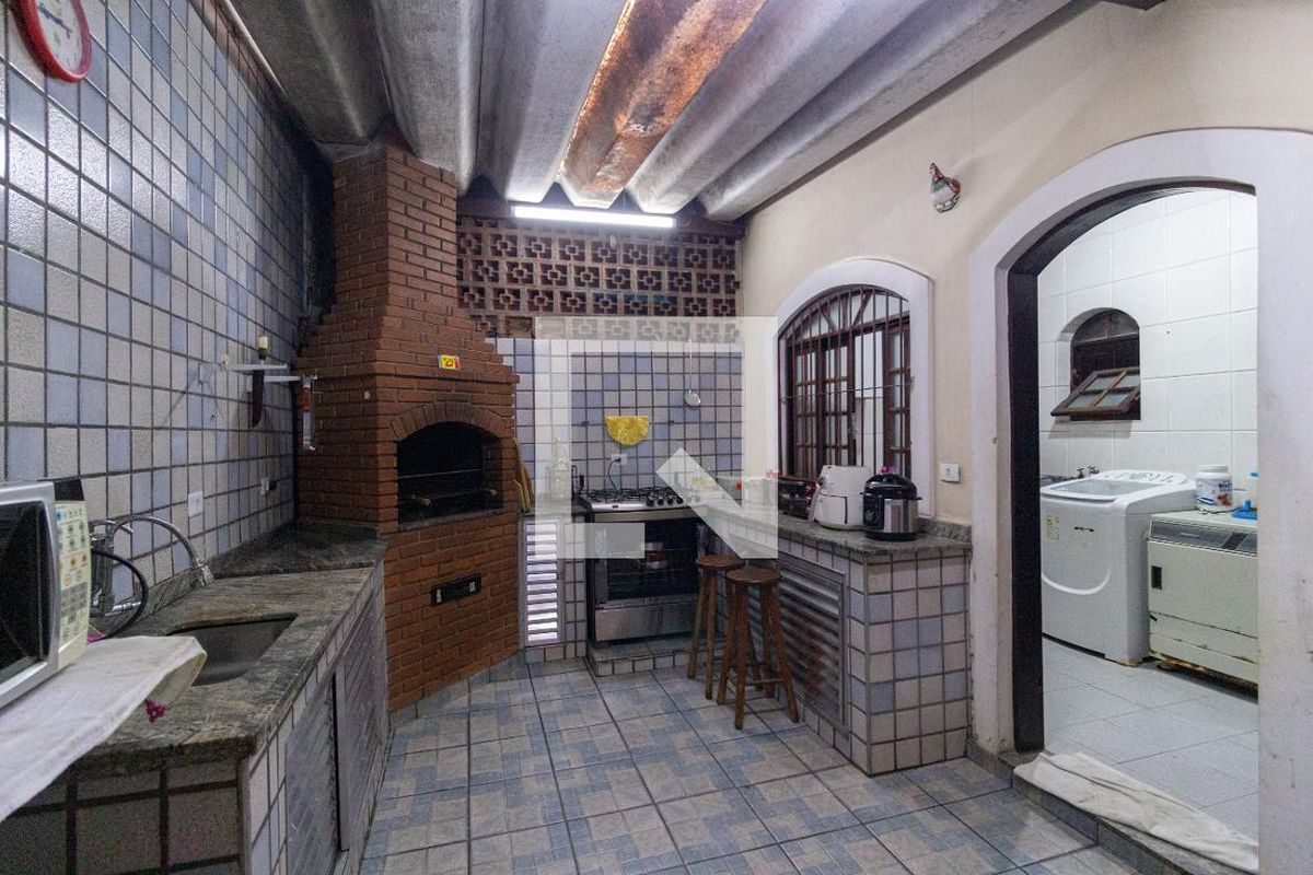 Casa, 3 quartos, 209 m² - Foto 79