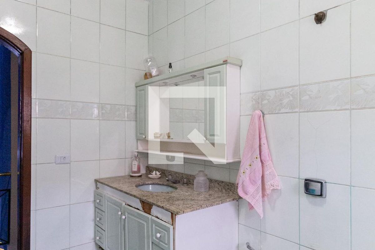 Casa, 3 quartos, 209 m² - Foto 57