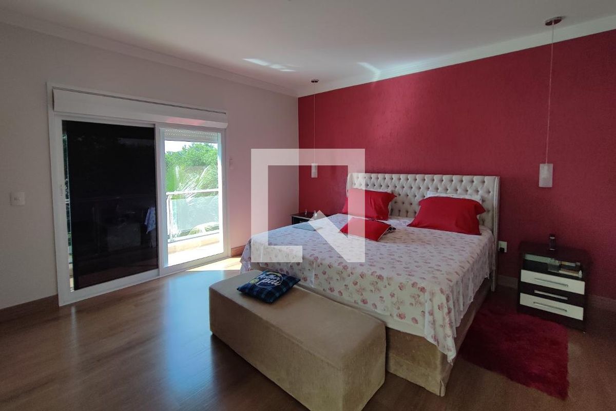 Casa à Venda - Swiss Park, 5 Quartos,  560 m2 em , Campinas - sp | SoloBR