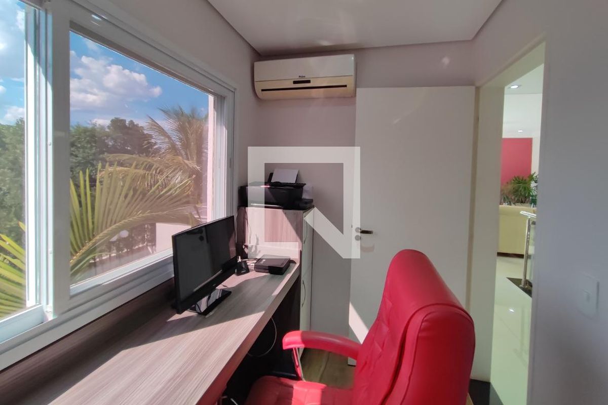 Casa à Venda - Swiss Park, 5 Quartos,  560 m2 em , Campinas - sp | SoloBR