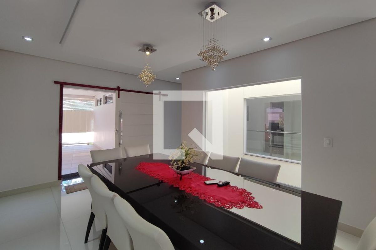 Casa à Venda - Swiss Park, 5 Quartos,  560 m2 em , Campinas - sp | SoloBR