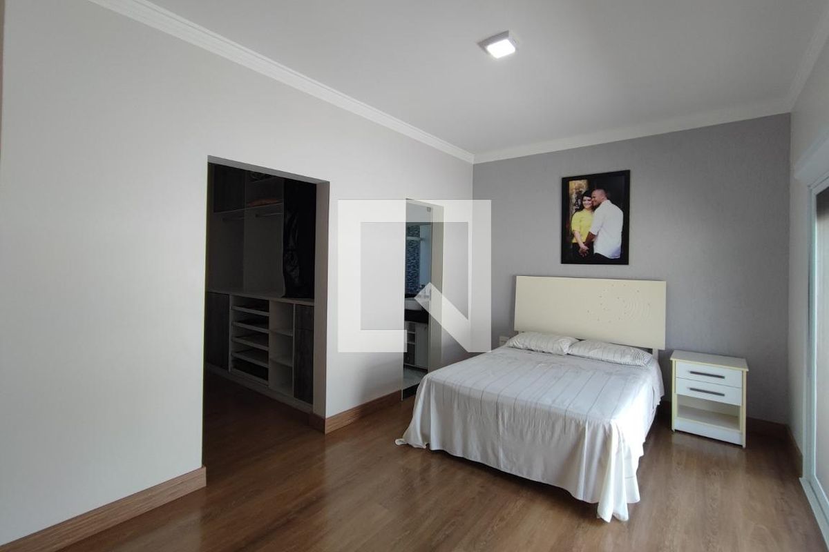 Casa à Venda - Swiss Park, 5 Quartos,  560 m2 em , Campinas - sp | SoloBR