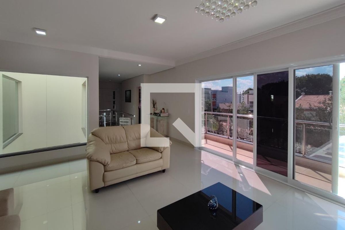 Casa à Venda - Swiss Park, 5 Quartos,  560 m2 em , Campinas - sp | SoloBR