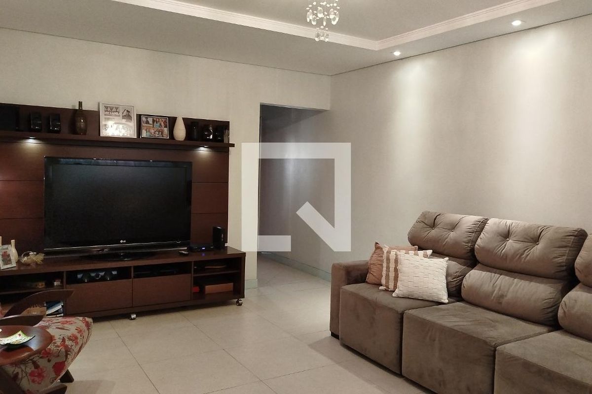 Casa, 3 quartos, 180 m² - Foto 4