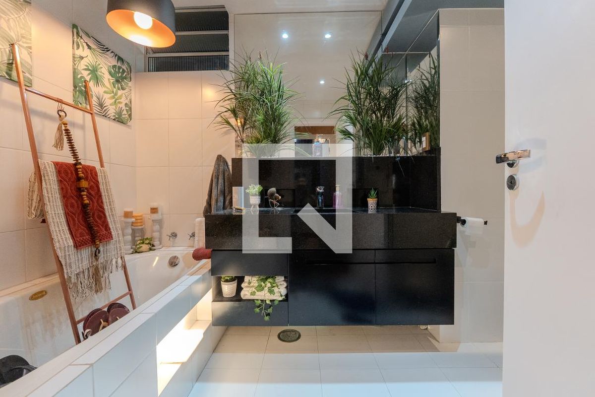 Apartamento, 4 quartos, 198 m² - Foto 46