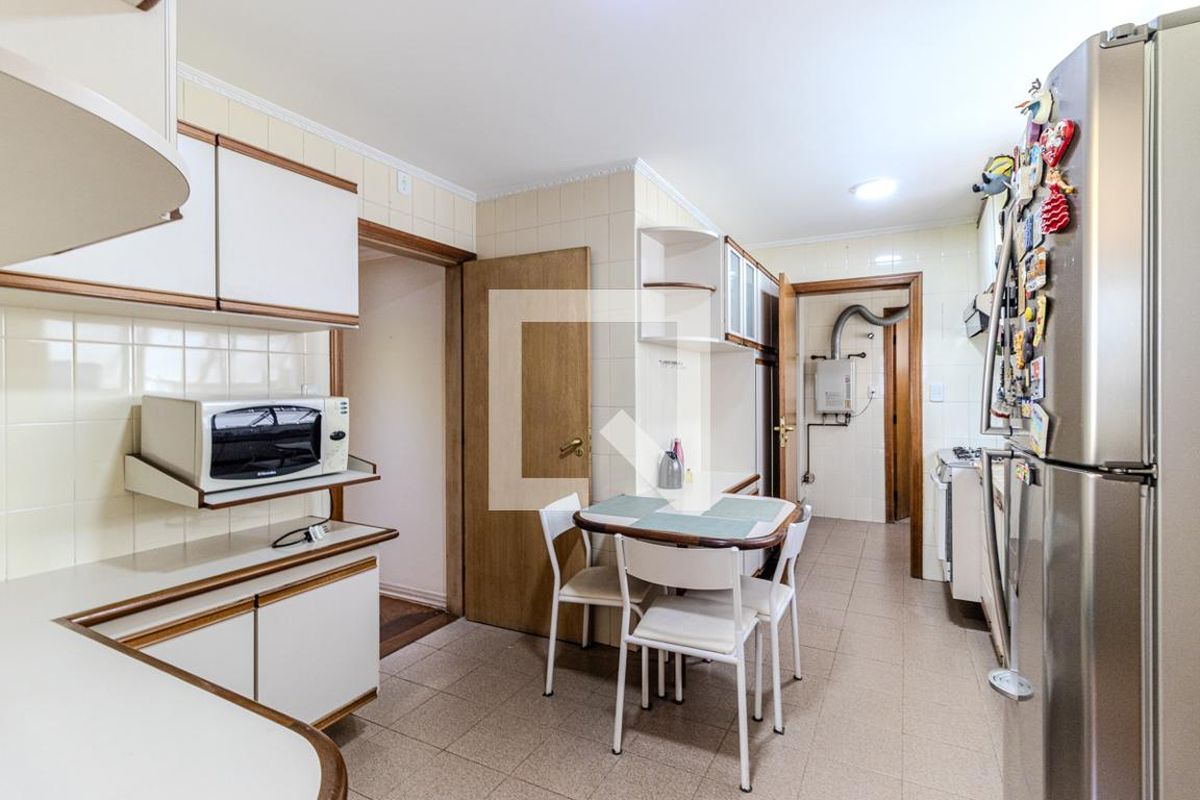 Apartamento, 3 quartos, 160 m² - Foto 47
