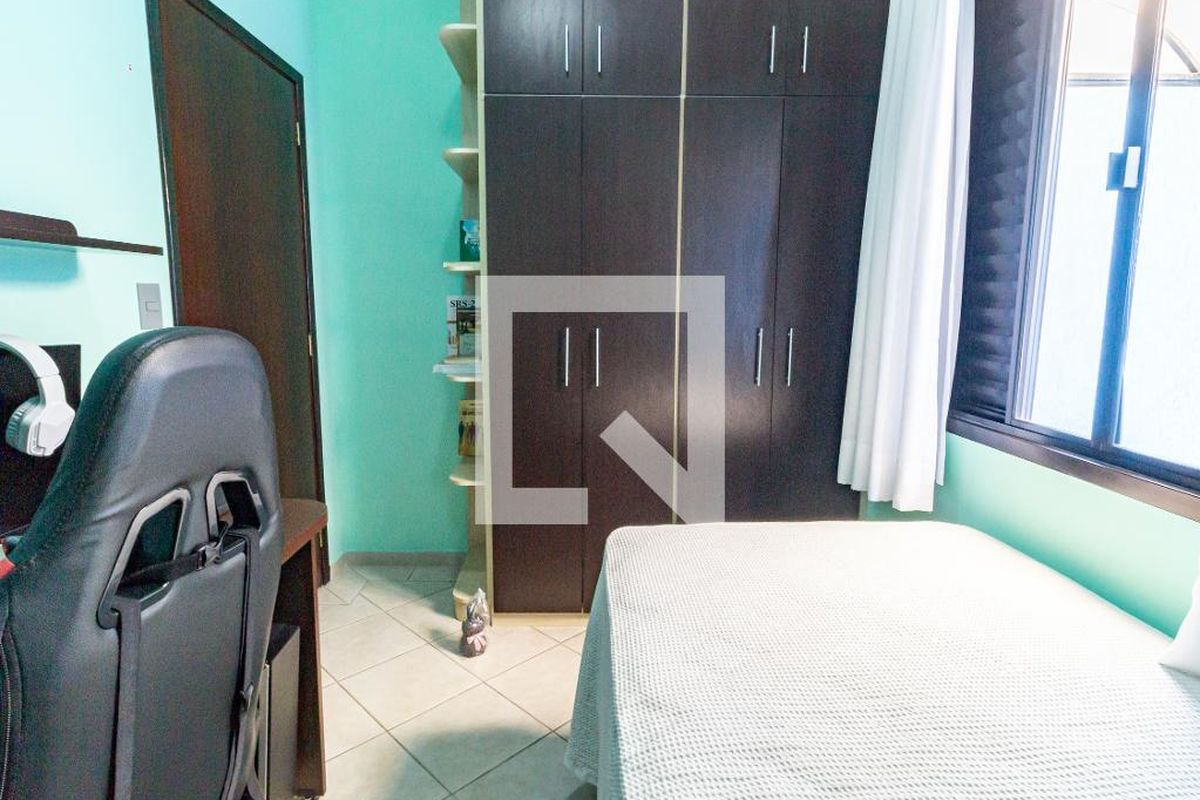 Casa, 3 quartos, 200 m² - Foto 47