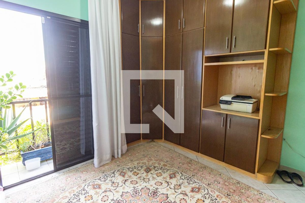 Casa, 3 quartos, 200 m² - Foto 31