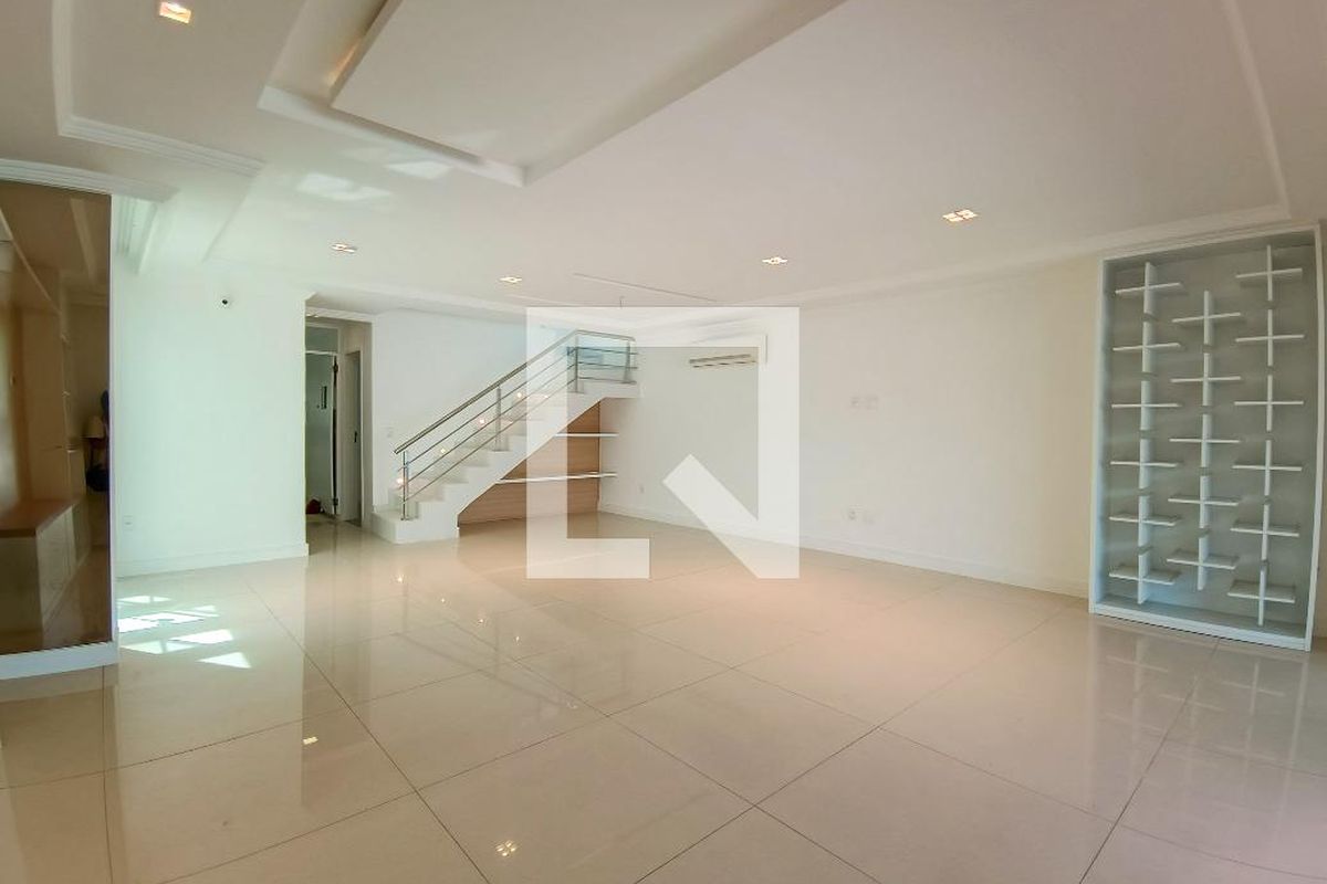 Casa, 5 quartos, 290 m² - Foto 4