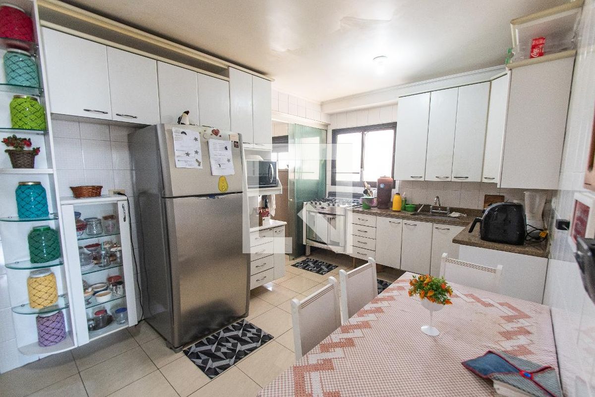 Apartamento, 3 quartos, 140 m² - Foto 36