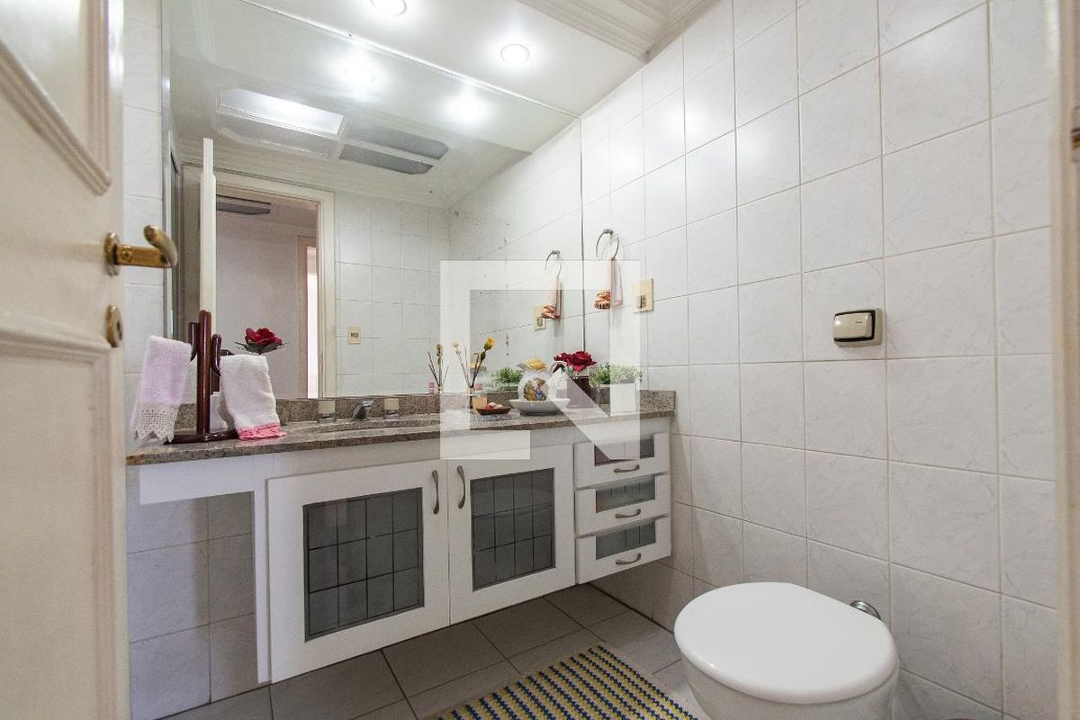 Apartamento, 3 quartos, 140 m² - Foto 35