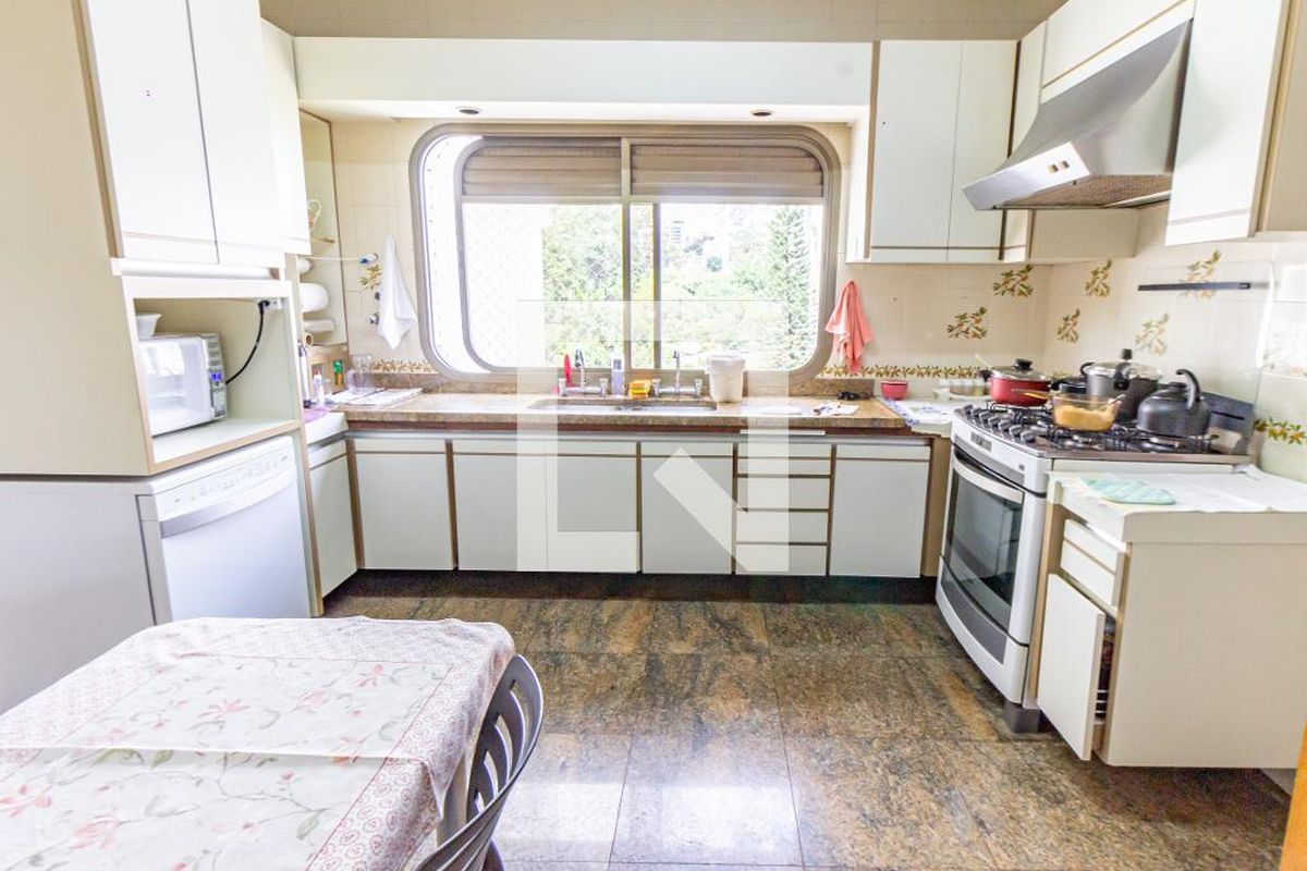 Apartamento, 4 quartos, 300 m² - Foto 60