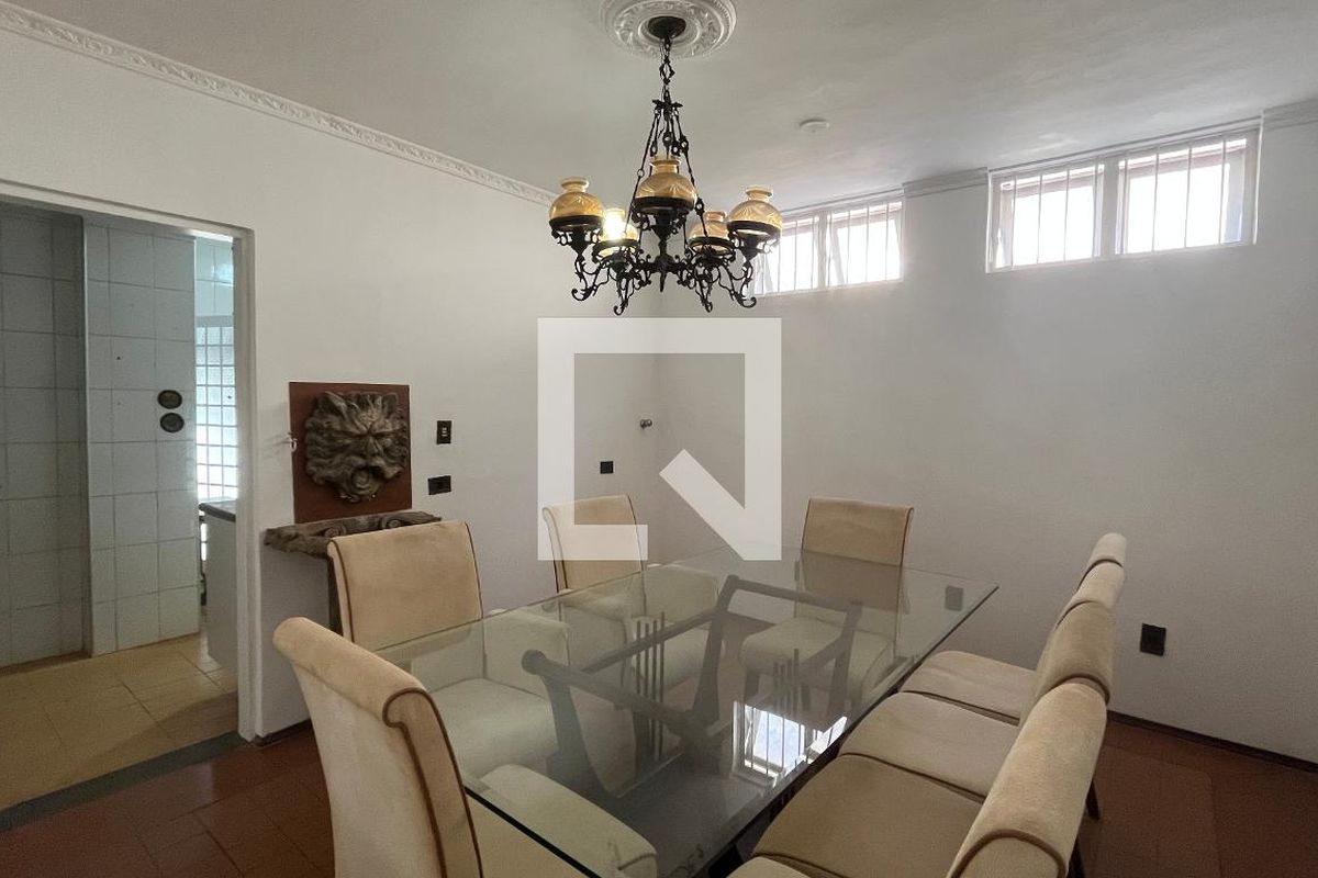 Casa à Venda - Barão Geraldo - Centro, 4 Quartos,  675 m2 em , Campinas - sp | SoloBR