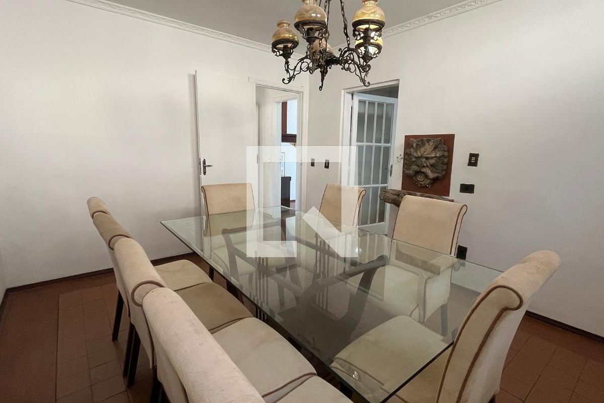 Casa à Venda - Barão Geraldo - Centro, 4 Quartos,  675 m2 em , Campinas - sp | SoloBR