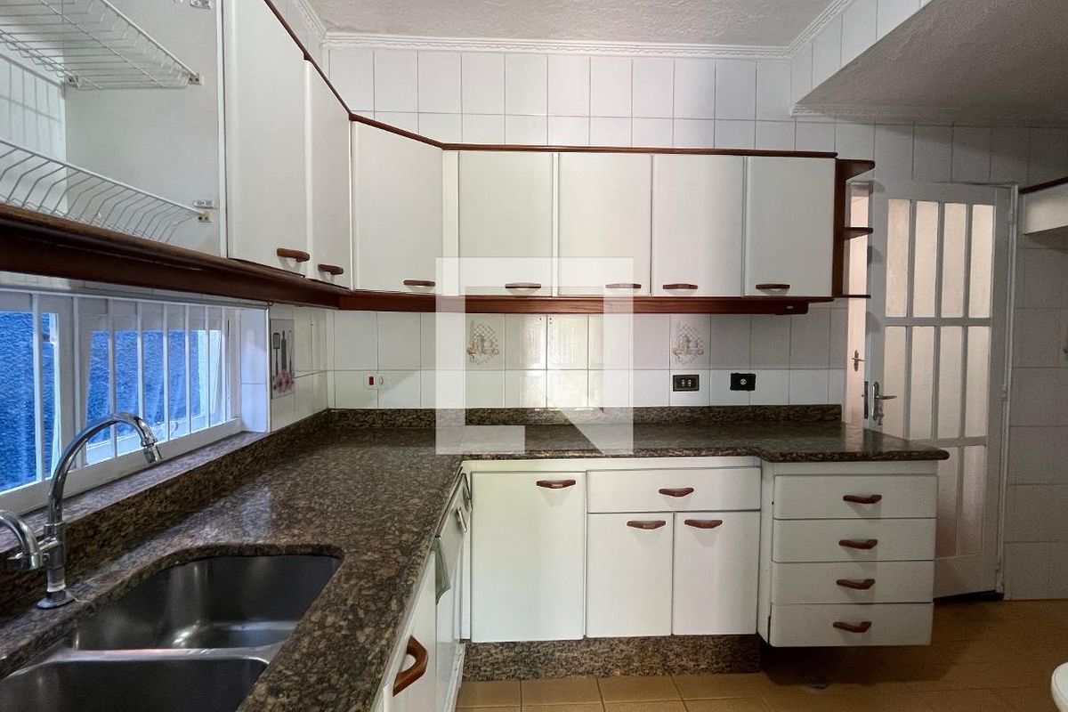 Casa à Venda - Barão Geraldo - Centro, 4 Quartos,  675 m2 em , Campinas - sp | SoloBR
