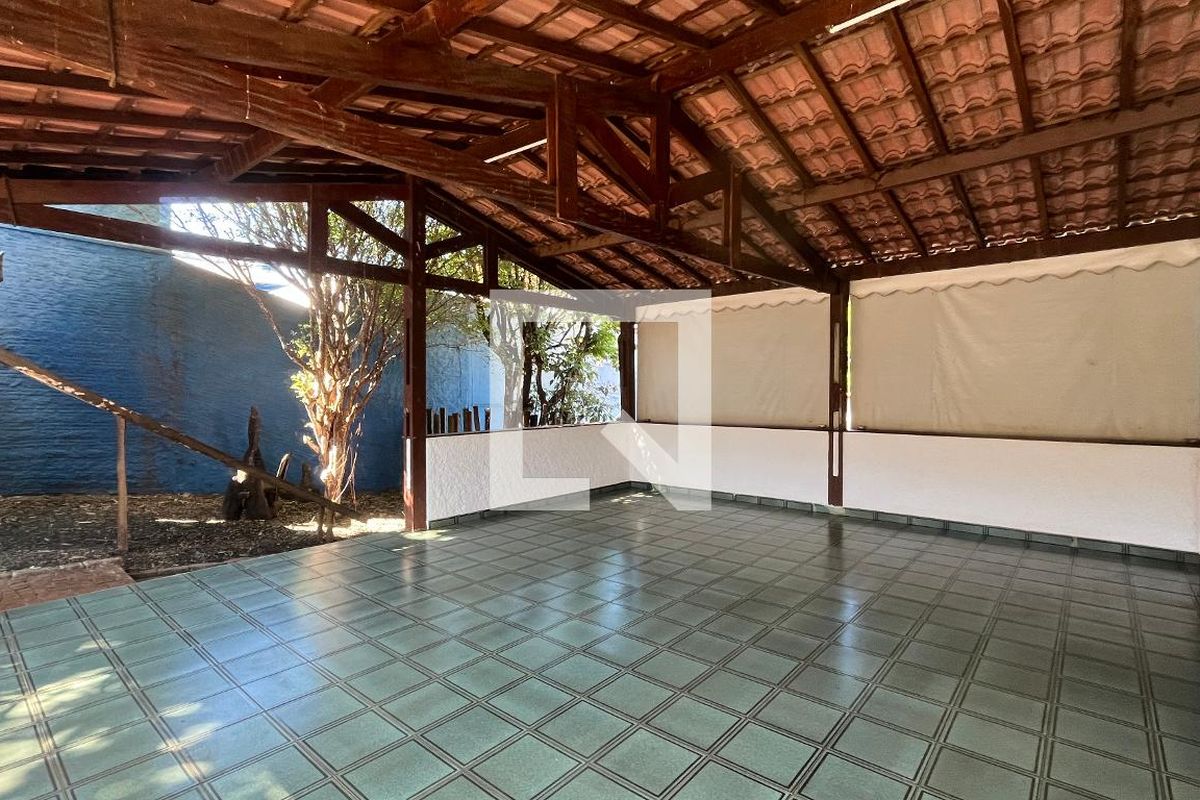 Casa à Venda - Barão Geraldo - Centro, 4 Quartos,  675 m2 em , Campinas - sp | SoloBR