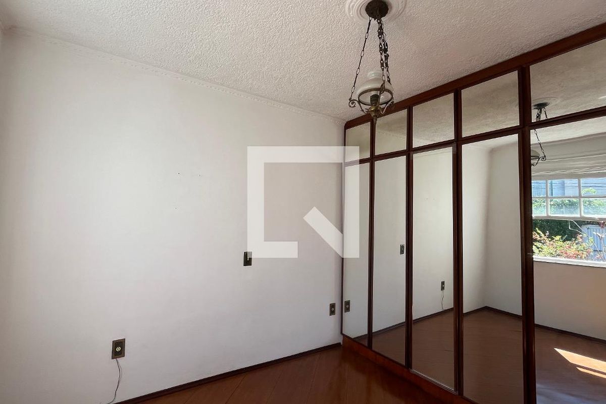 Casa à Venda - Barão Geraldo - Centro, 4 Quartos,  675 m2 em , Campinas - sp | SoloBR