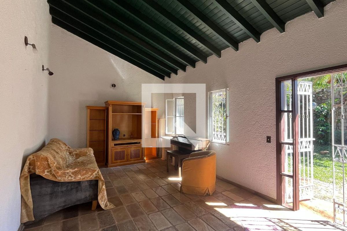 Casa à Venda - Barão Geraldo - Centro, 4 Quartos,  675 m2 em , Campinas - sp | SoloBR