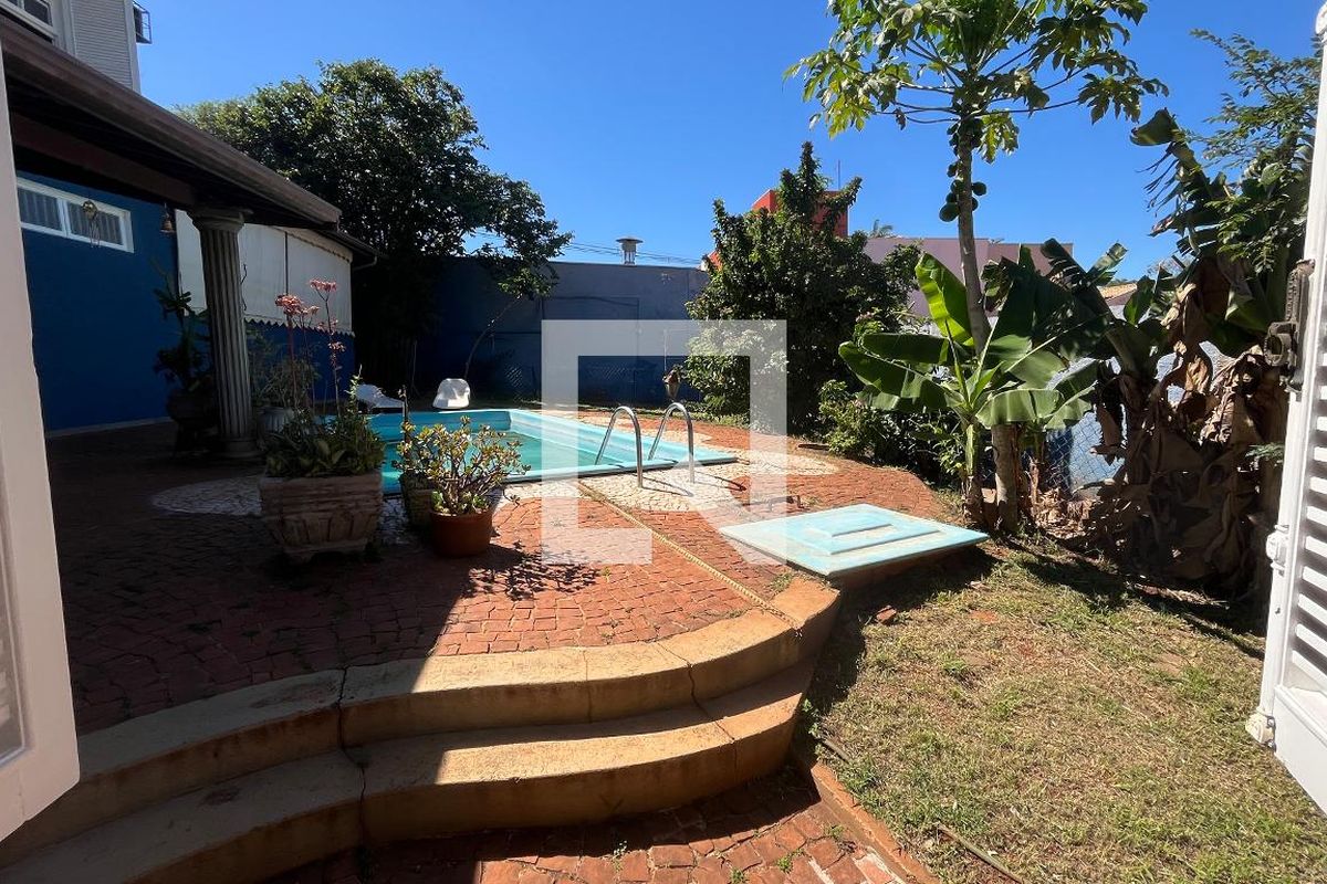 Casa à Venda - Barão Geraldo - Centro, 4 Quartos,  675 m2 em , Campinas - sp | SoloBR