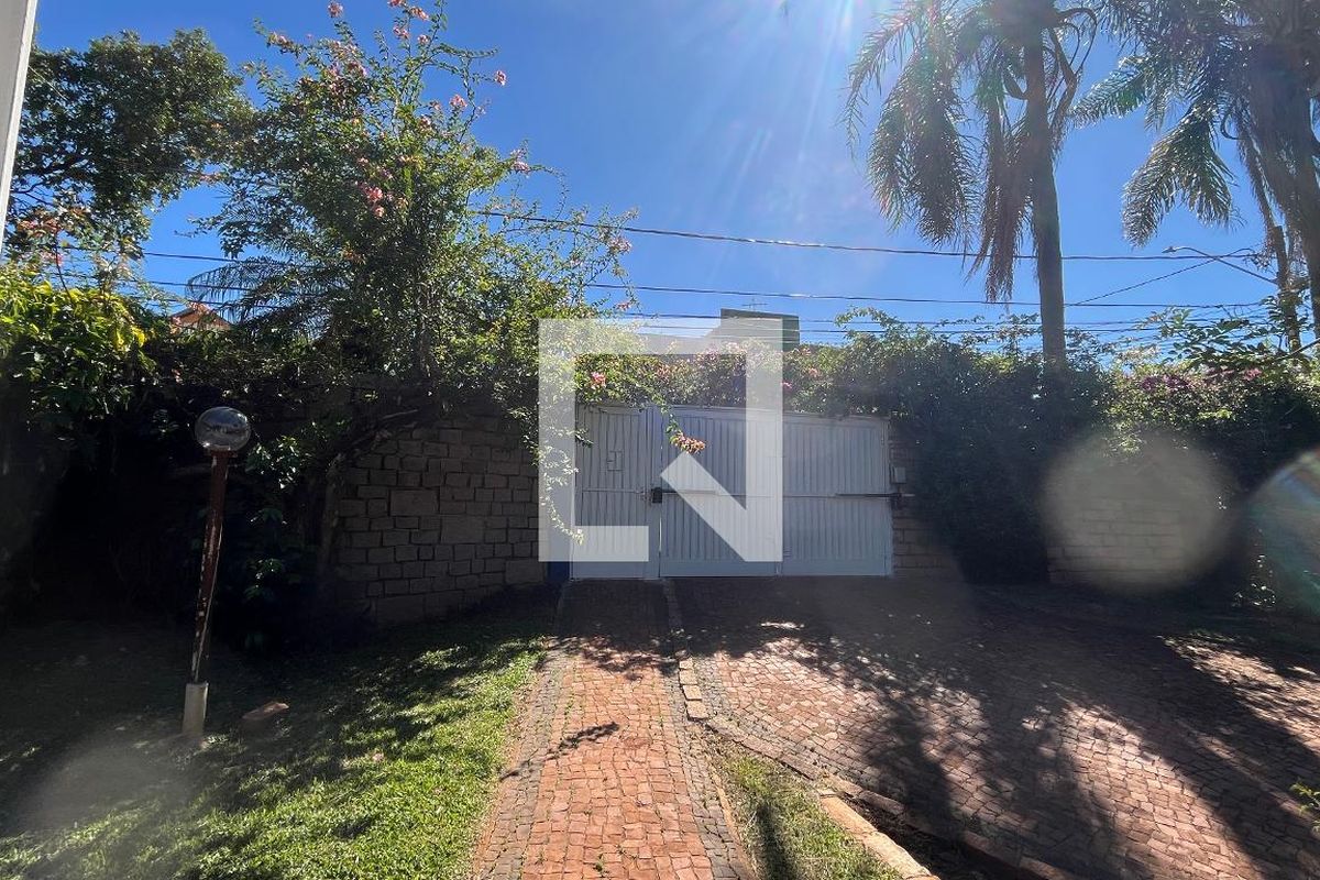 Casa à Venda - Barão Geraldo - Centro, 4 Quartos,  675 m2 em , Campinas - sp | SoloBR