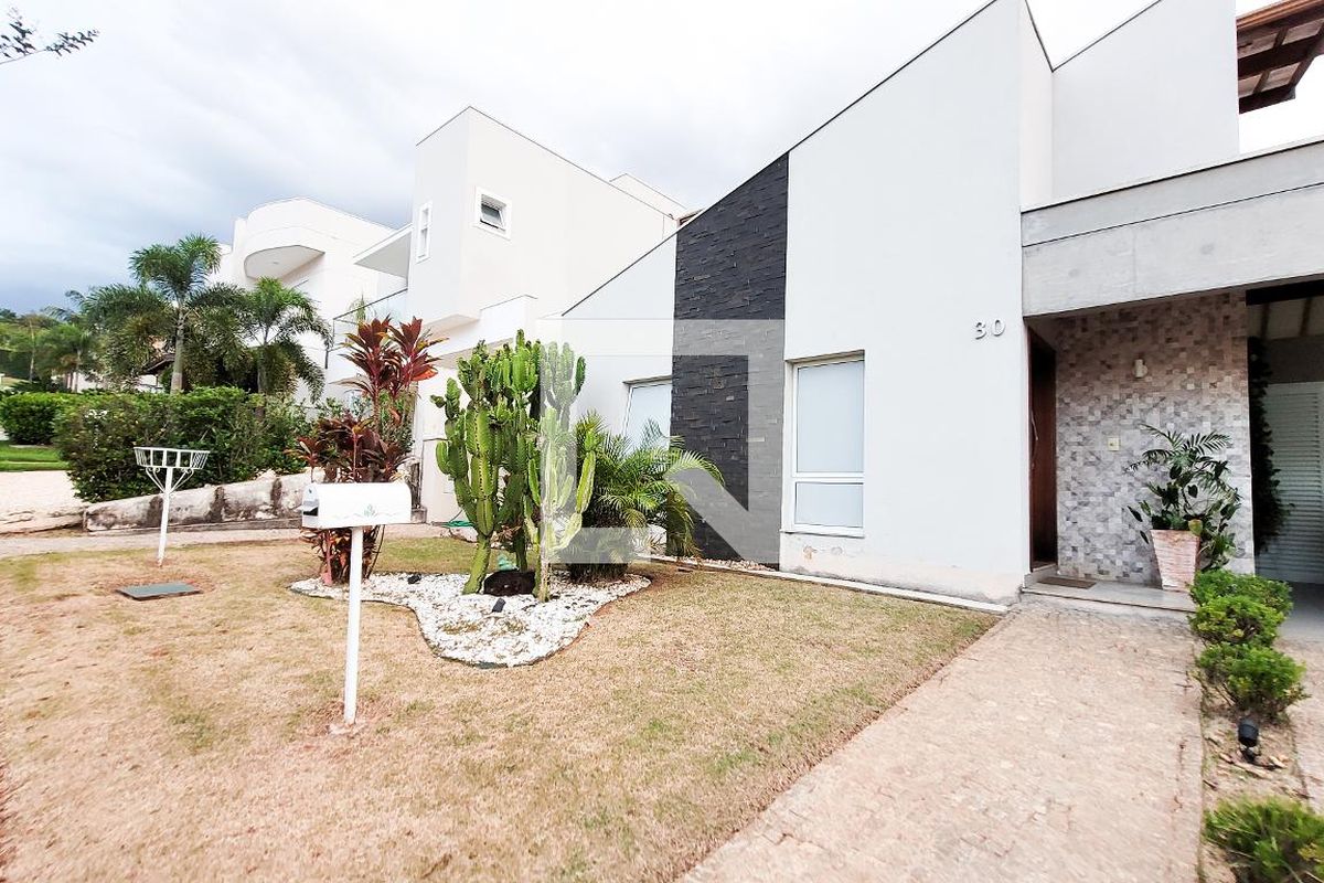Casa à Venda - Lot. Alphaville Campinas, 5 Quartos,  413 m2 em , Campinas - sp | SoloBR