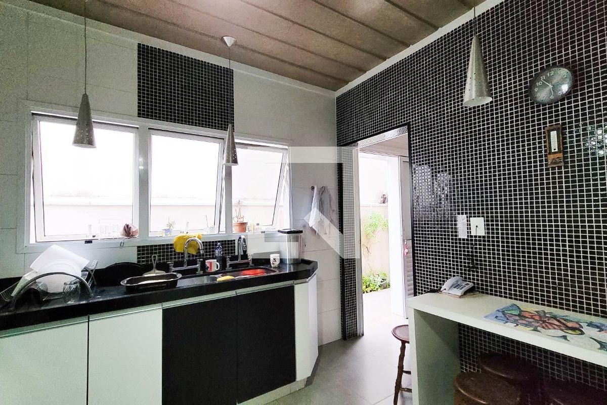 Casa à Venda - Lot. Alphaville Campinas, 5 Quartos,  413 m2 em , Campinas - sp | SoloBR