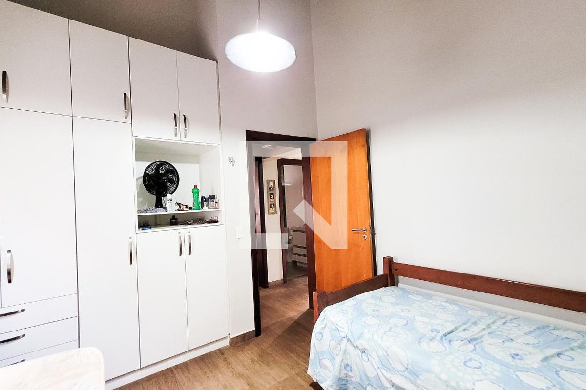 Casa à Venda - Lot. Alphaville Campinas, 5 Quartos,  413 m2 em , Campinas - sp | SoloBR