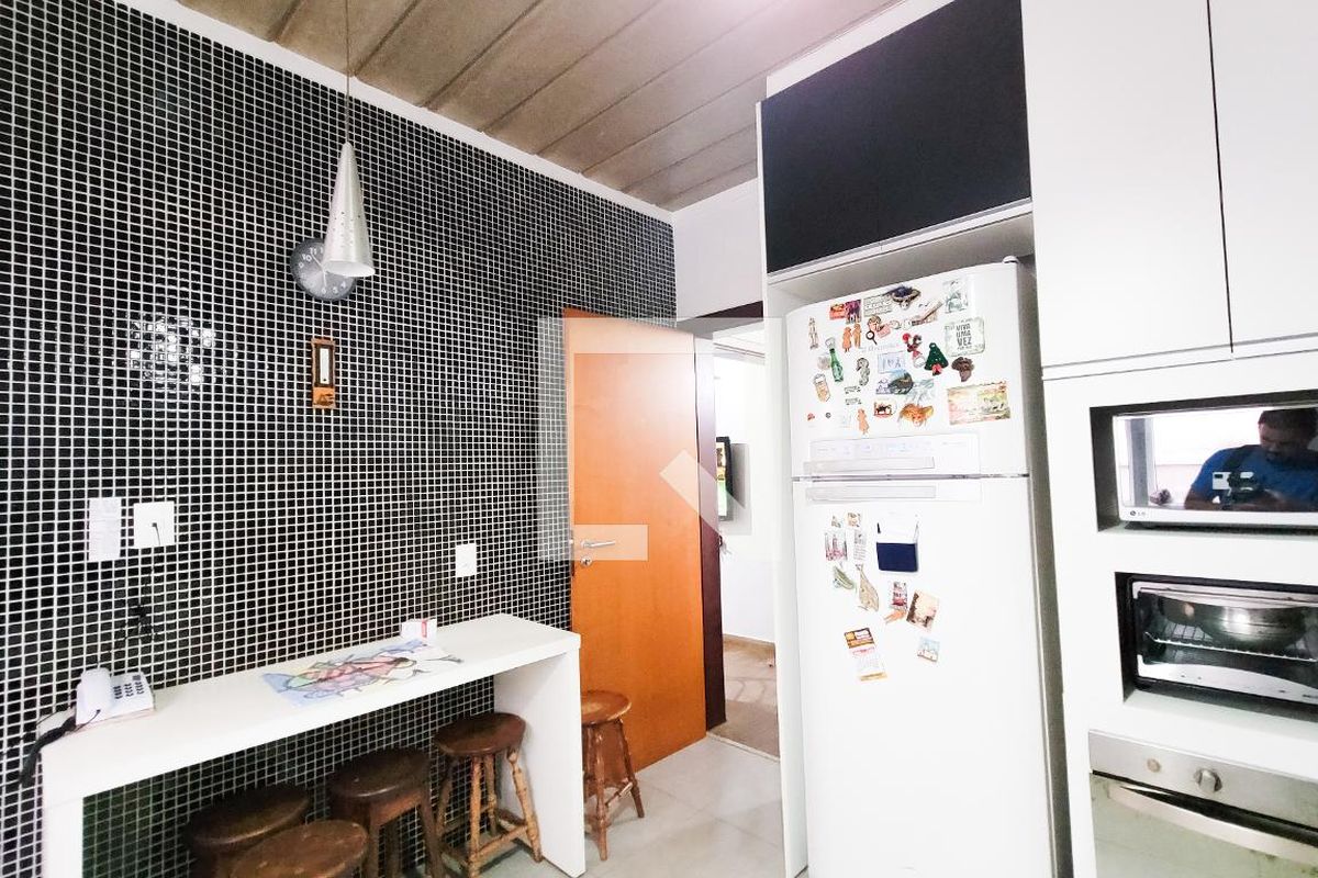 Casa à Venda - Lot. Alphaville Campinas, 5 Quartos,  413 m2 em , Campinas - sp | SoloBR