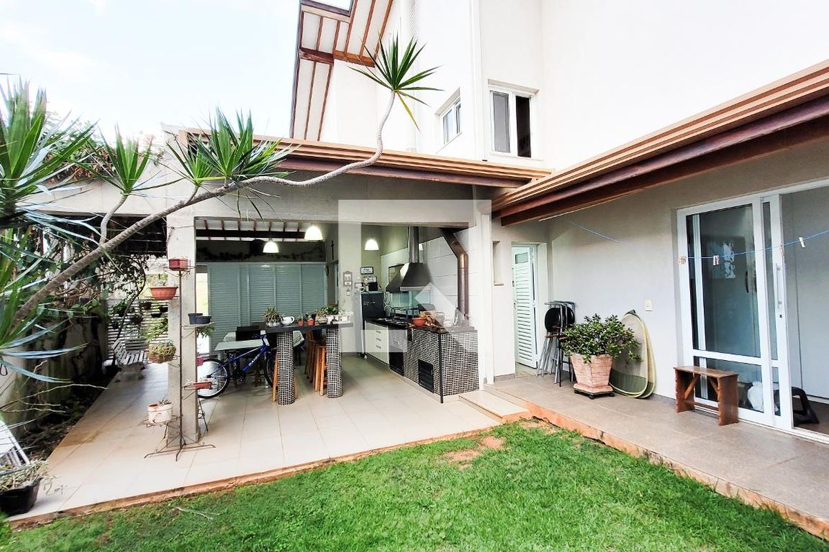 Casa à Venda - Lot. Alphaville Campinas, 5 Quartos,  413 m2 em , Campinas - sp | SoloBR