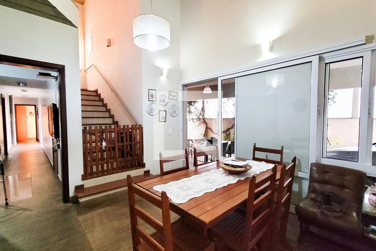 Casa à Venda - Lot. Alphaville Campinas, 5 Quartos,  413 m2 em , Campinas - sp | SoloBR