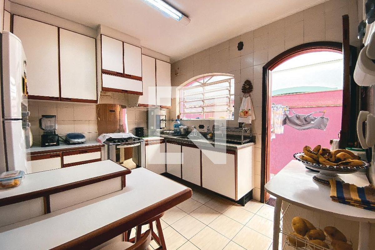 Casa, 4 quartos, 180 m² - Foto 54